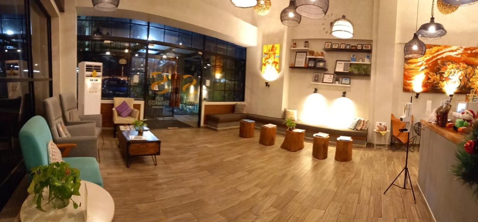 万鸦老s阁楼酒店 美娜多 外观 照片